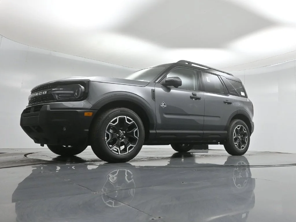 New 2026 Carbonized Gray Metallic Ford Outer Banks image 42
