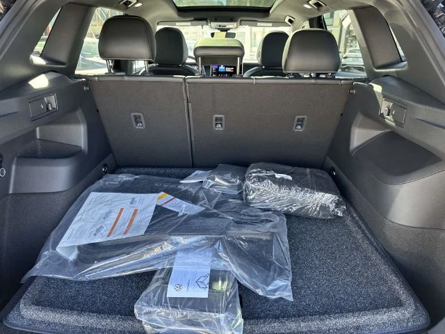 2026 Volkswagen Tiguan photo 5