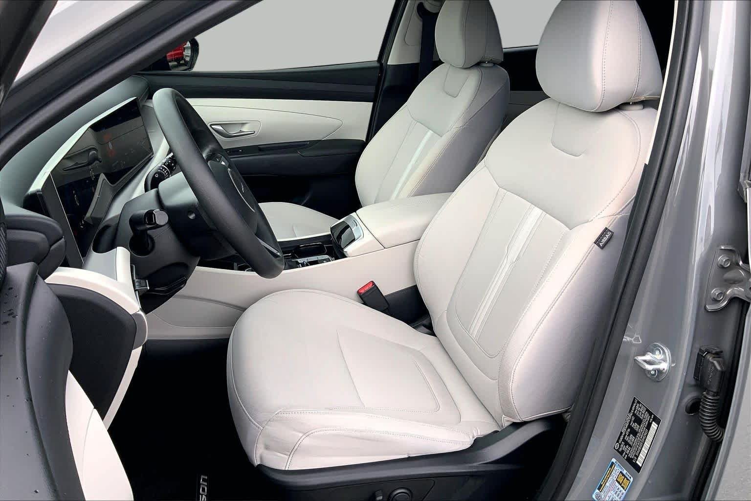 Pre-Owned 2025 Hyundai Tucson SEL