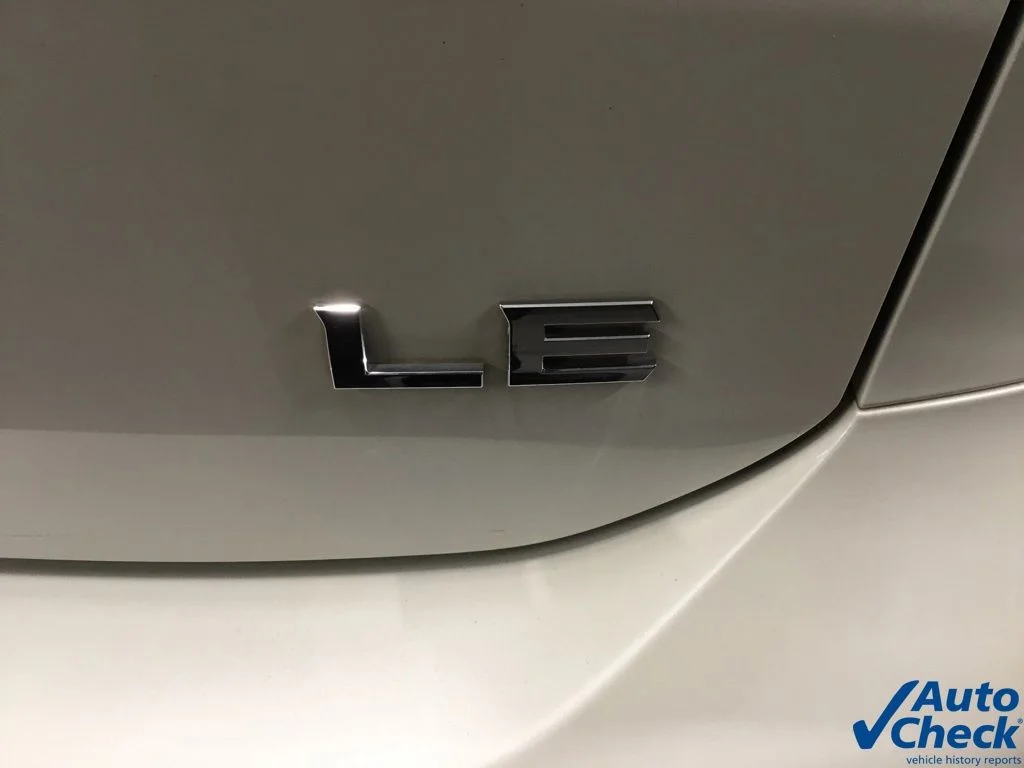 Used 2011 White Nissan 3.5 LE image 17
