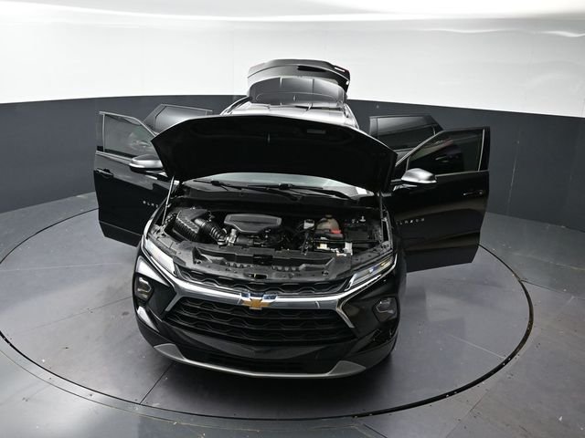Used 2023 Black Chevrolet LT image 40
