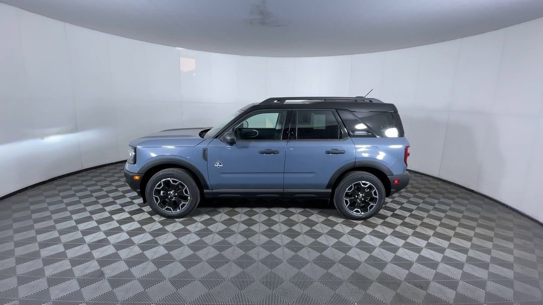 New 2026 Azure Gray Metallic Tri-Coat Ford Outer Banks image 5