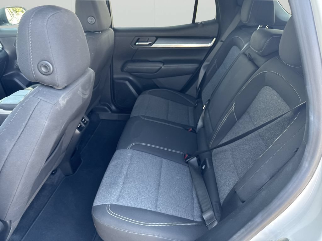 Used 2025 Summit White GMC Elevation image 11