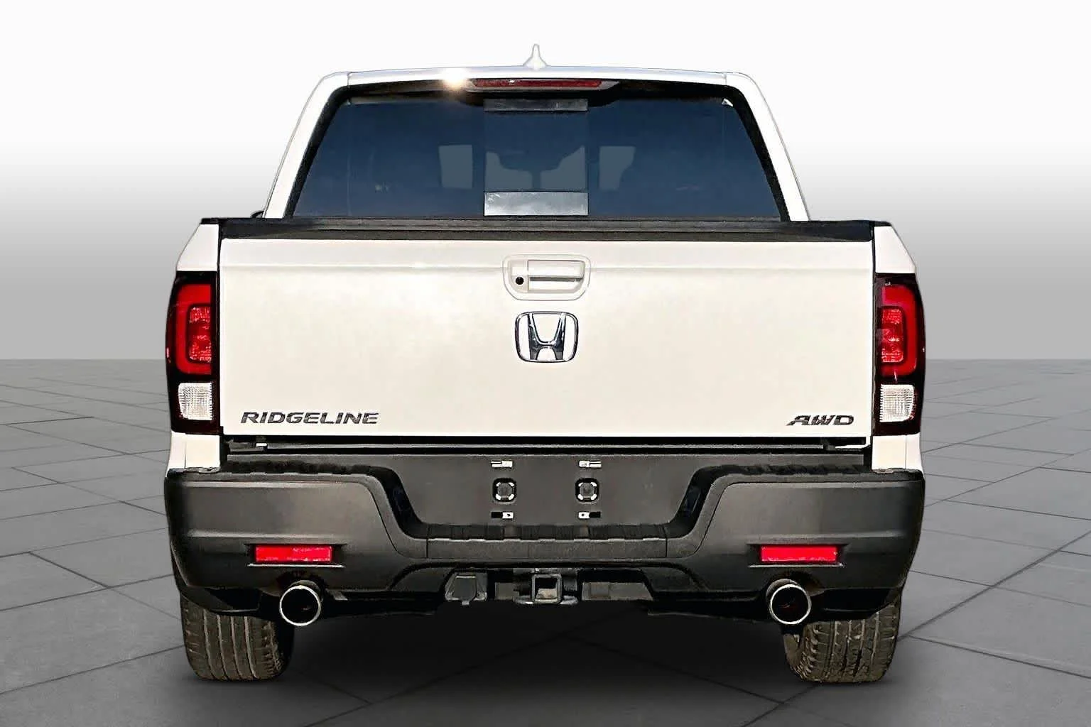 Certified Used 2022 Platinum White Pearl Honda RTL image 5