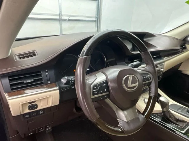 Used 2017 Blue Lexus 350 image 17
