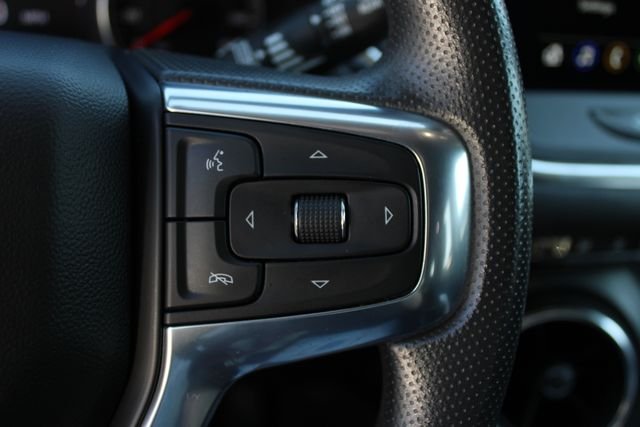 Used 2023 Gray Chevrolet LT image 8