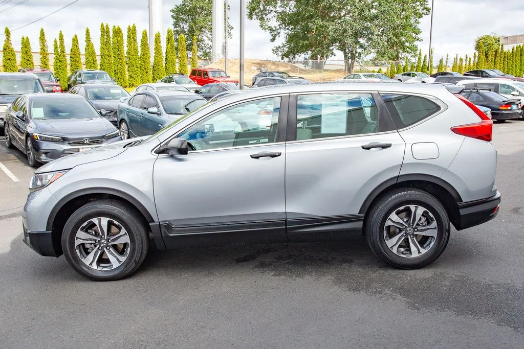 Certified Used 2019 Lunar Silver Metallic Honda LX image 8
