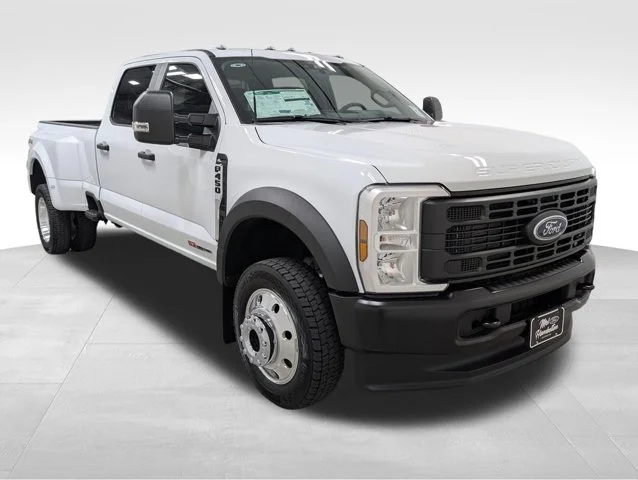New 2026 Oxford White Ford F-450® XL image 50