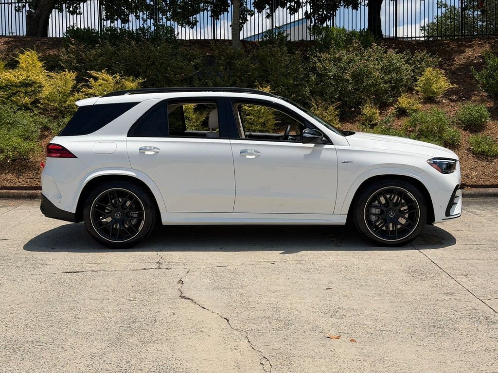 Used 2026 Polar White Mercedes-Benz AMG® 53 4MATIC+ image 3
