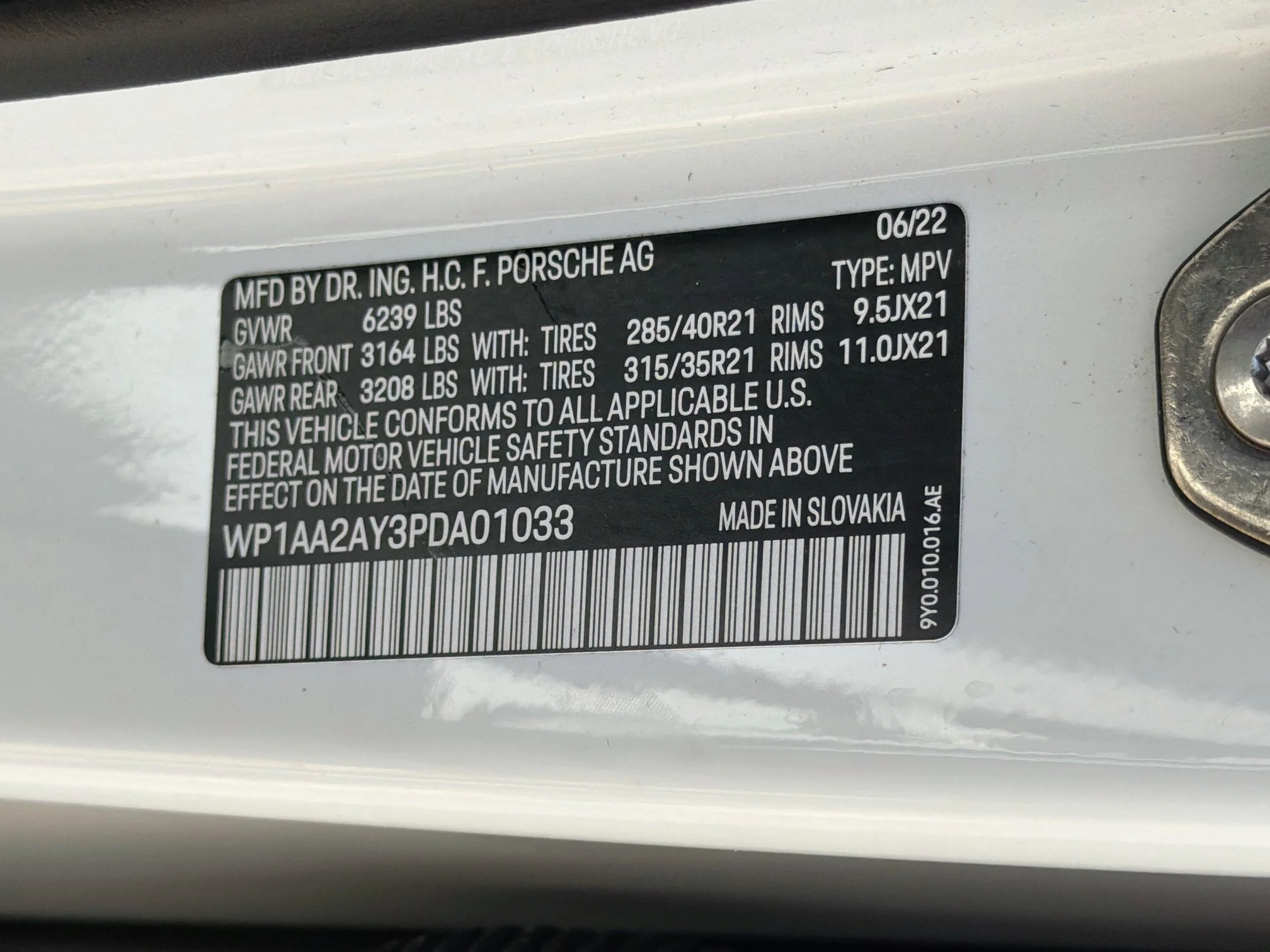 Used 2023 White Porsche Premium image 43