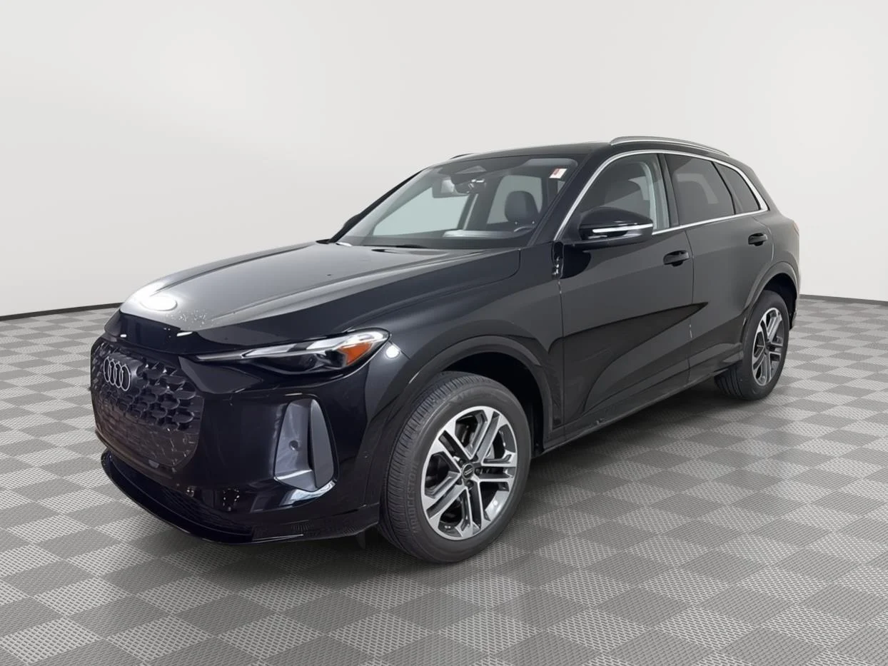 Used 2025 Mythos Black Metallic Audi Premium image 3