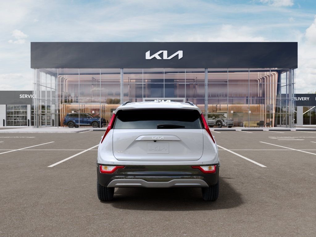 New 2026 White Kia Wind image 5