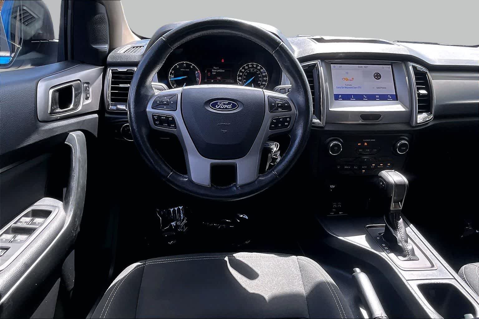 Used 2022 Velocity Blue Ford XLT image 6