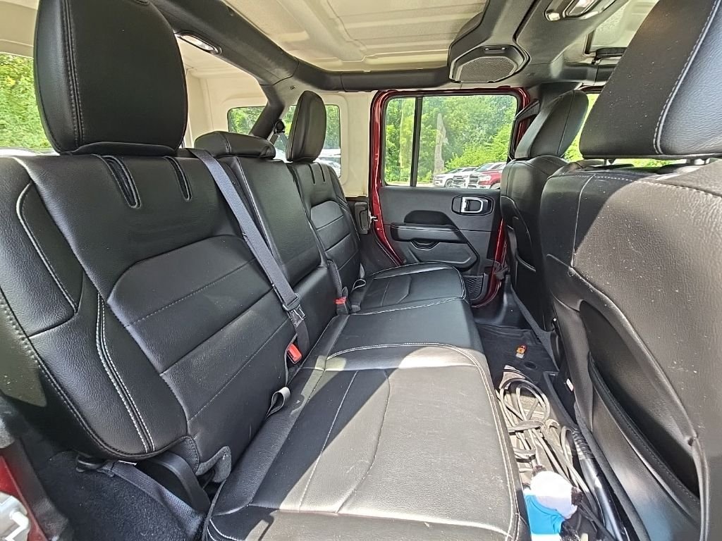 Used 2022 Red Jeep Unlimited Sahara 4xe image 18