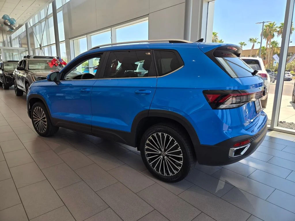 New 2026 Blue Volkswagen 1.5T SE image 3