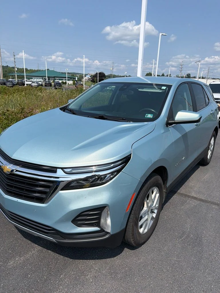 Used 2022 Blue Chevrolet LT image 2