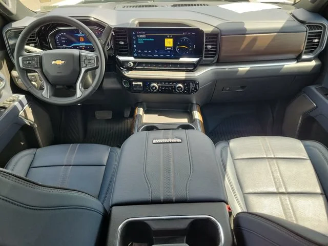 2025 Chevrolet Silverado 2500HD High Country - Photo 15