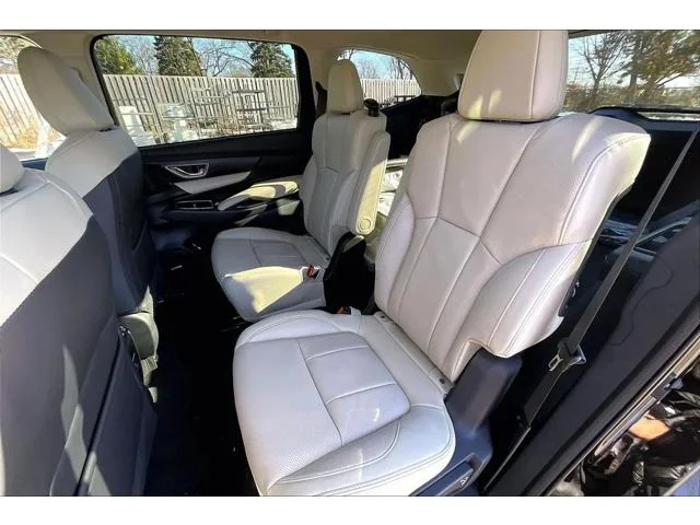 New 2026 CRYSTAL BLACK SILICA Subaru Limited 8-Passenger image 22