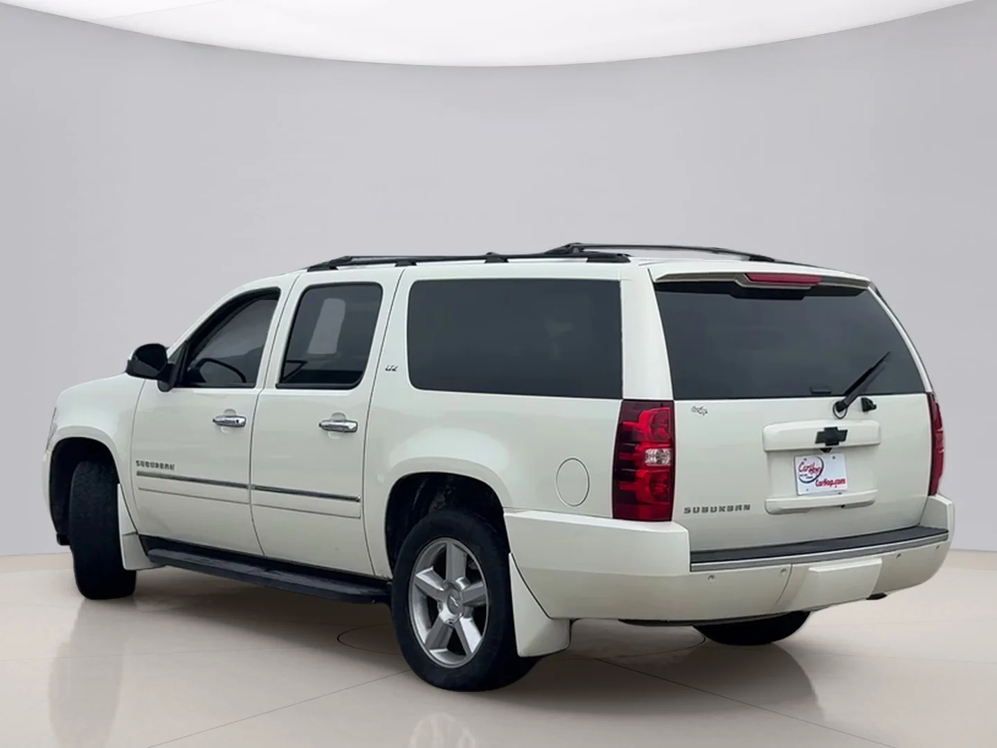 Used 2014 White Chevrolet LTZ image 3
