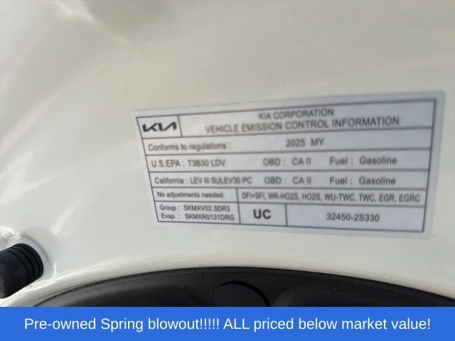 Used 2025 White Kia GT-Line image 26