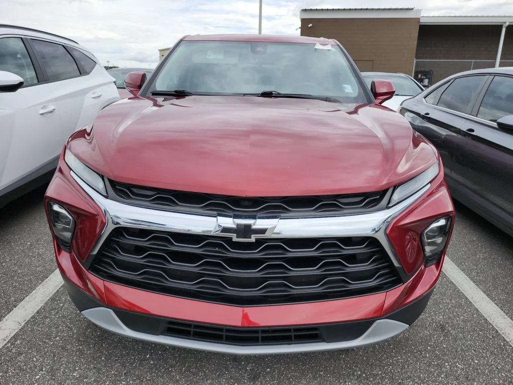 Used 2023 Red Chevrolet LT image 8