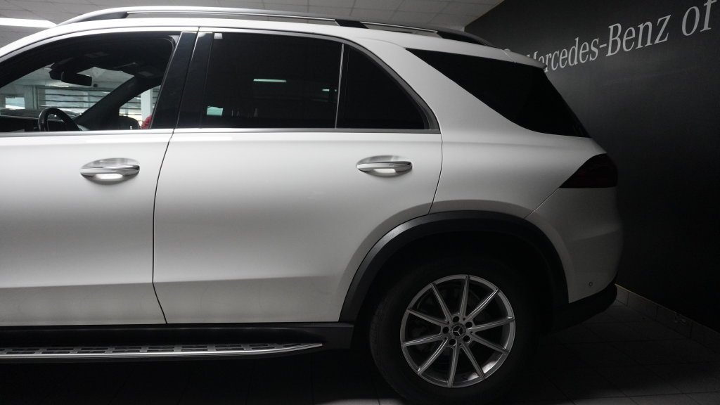 Certified Used 2024 Black Mercedes-Benz GLE 350 image 16
