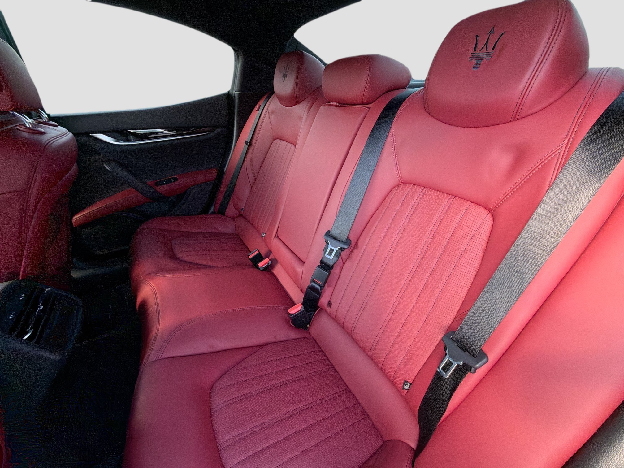 Used 2023  Maserati Modena image 21