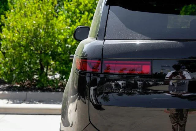 New 2026 Santorini Black Land Rover Dynamic SE image 59