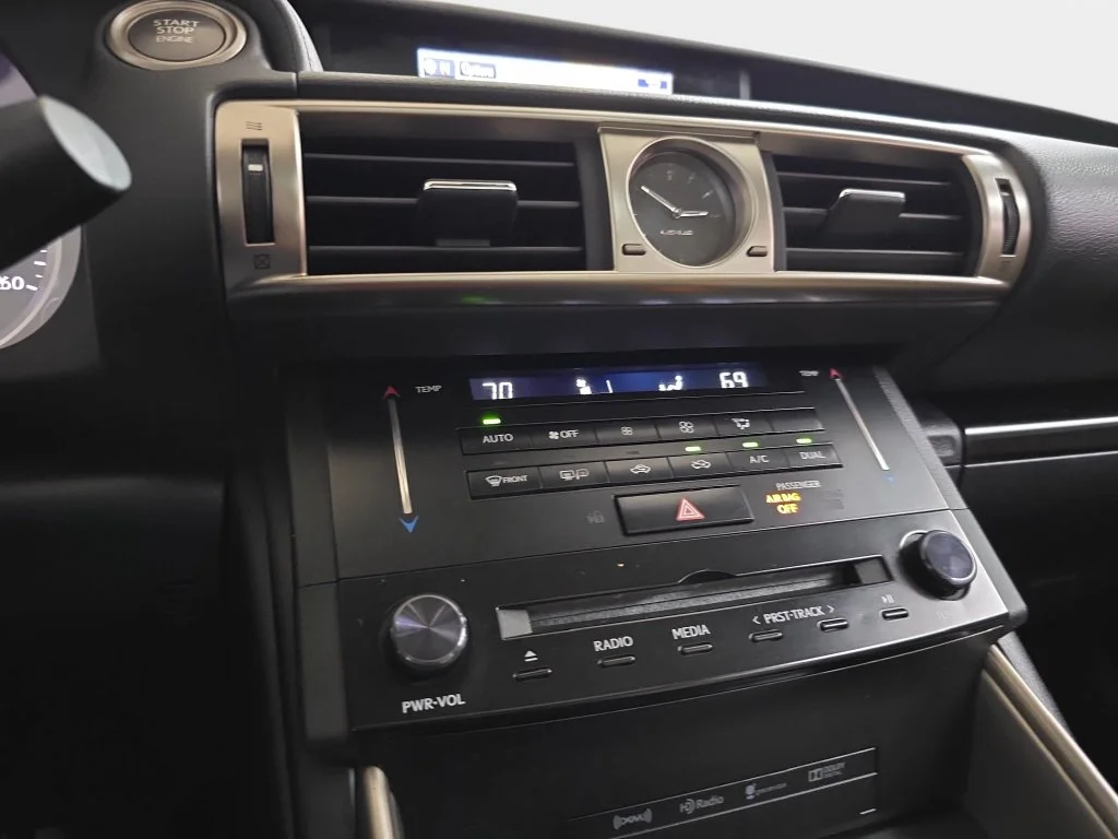 Used 2014 Blue Lexus 350 image 26
