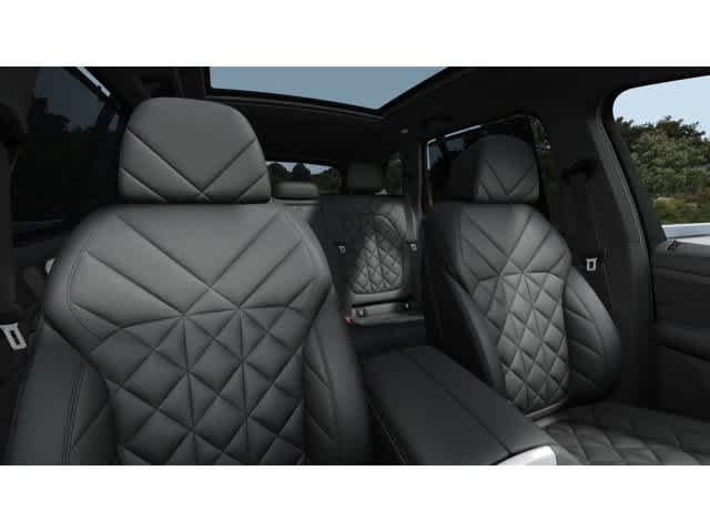 Used 2026 Skyscraper Grey Metallic BMW xDrive40i image 21