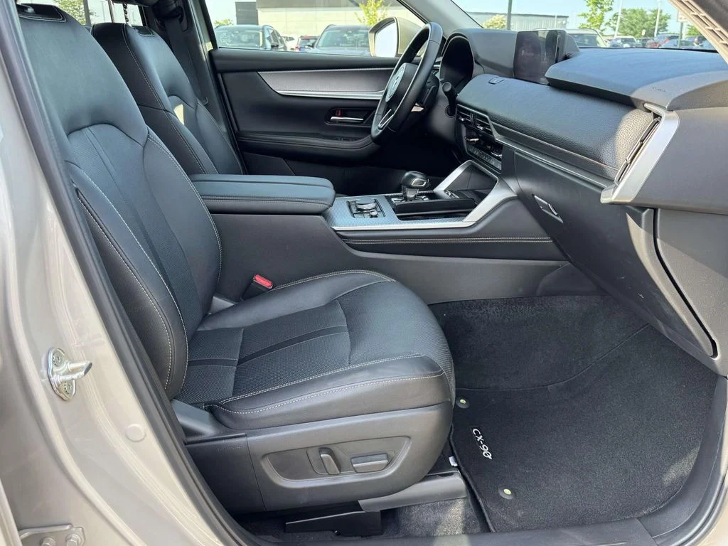 Certified Used 2024 Platinum Mazda 3.3 Turbo Preferred Plus image 16