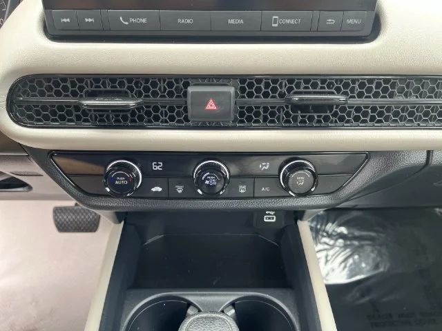 Certified Used 2025 Nordic Forest Pearl Honda LX image 25