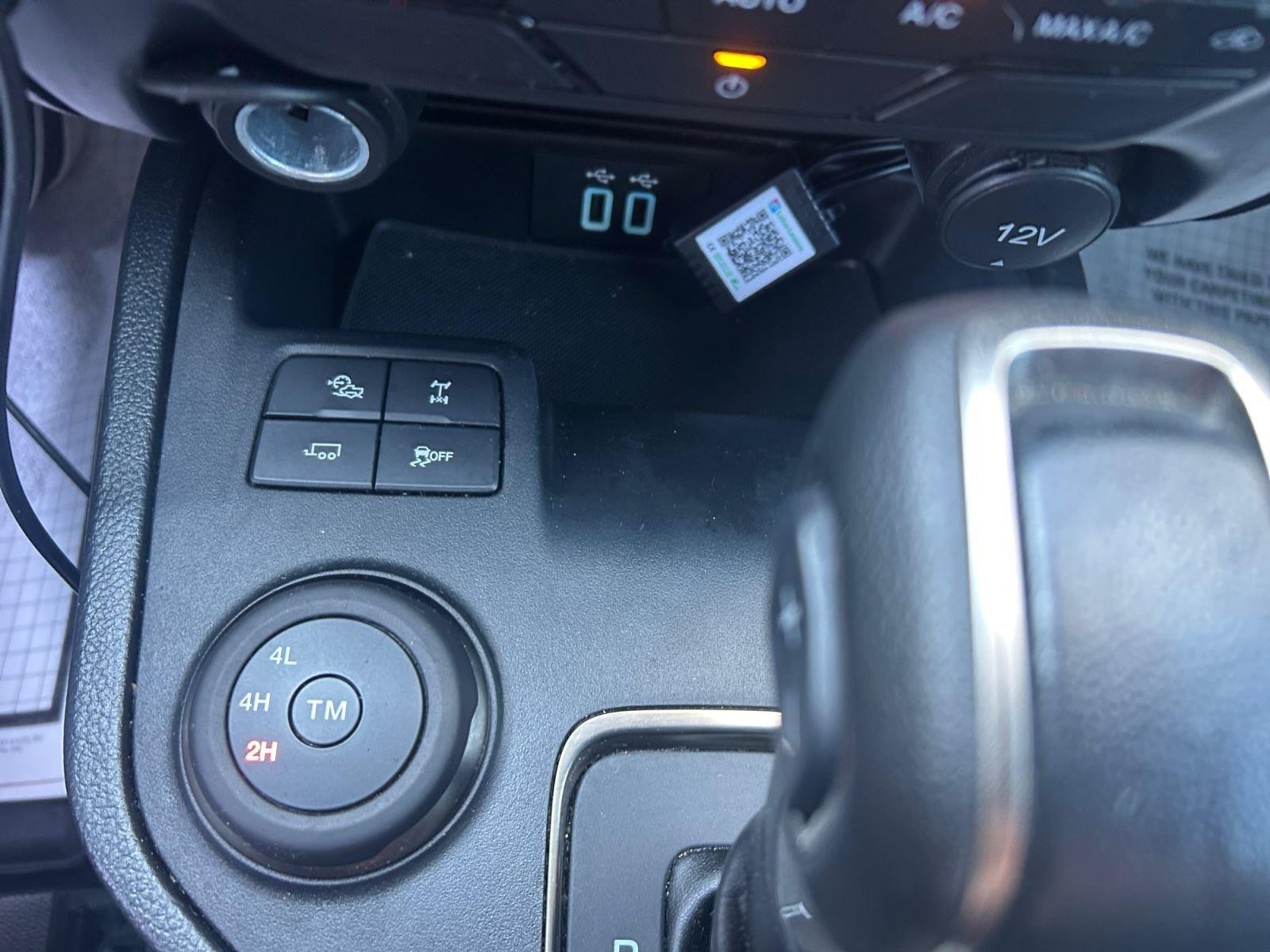 Used 2023 Cactus Gray Ford XLT image 20