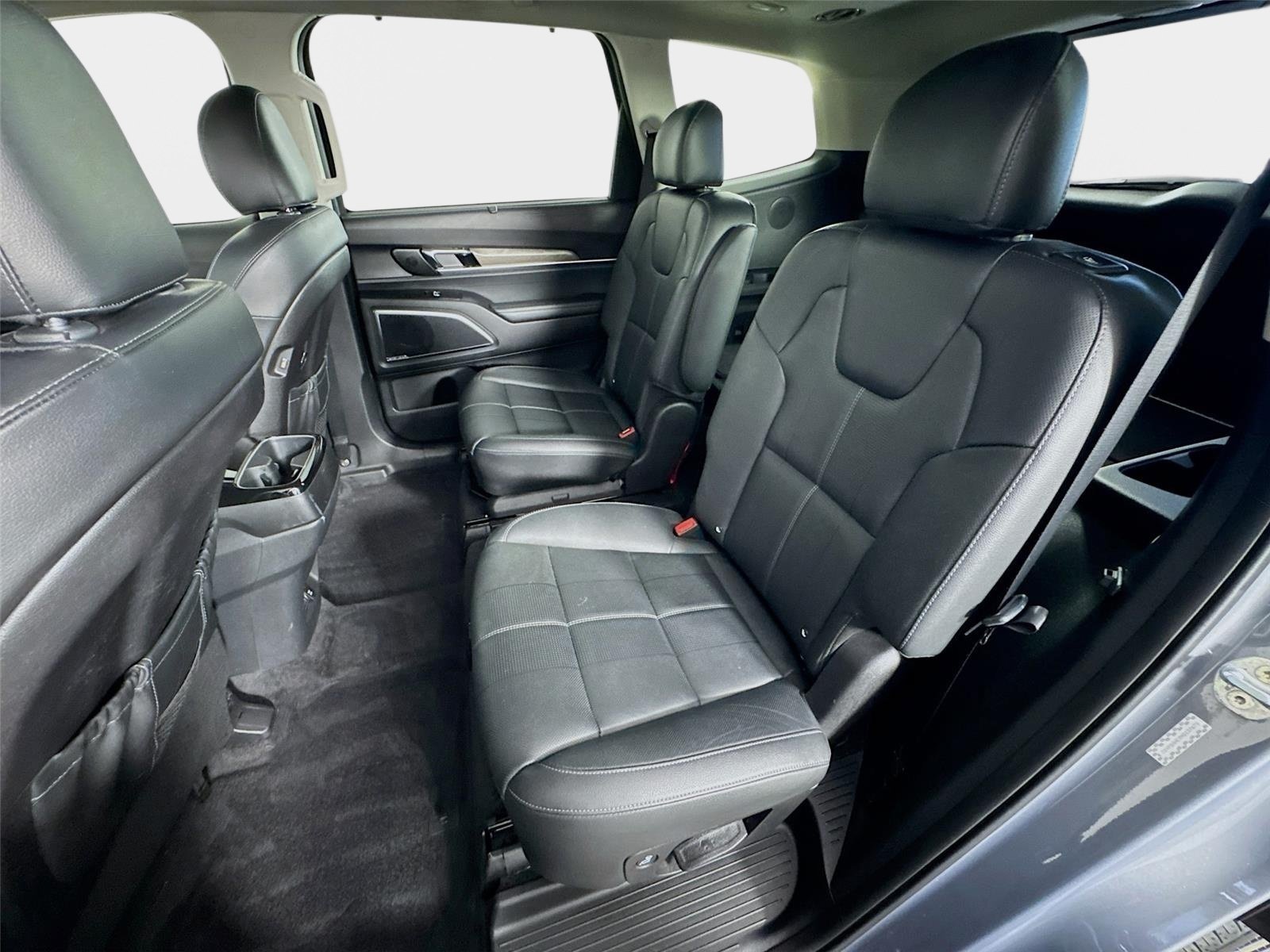 Used 2021 Everlasting Silver Kia SX image 24