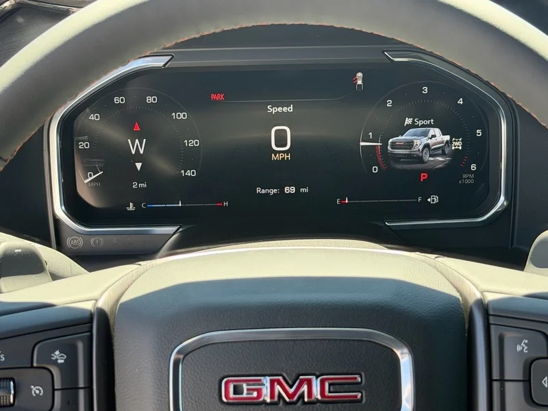 New 2026 Summit White GMC AT4 image 9