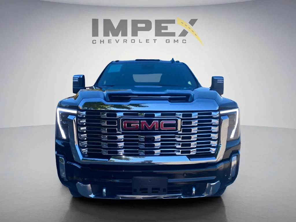 Used 2025 Onyx Black GMC Denali image 9