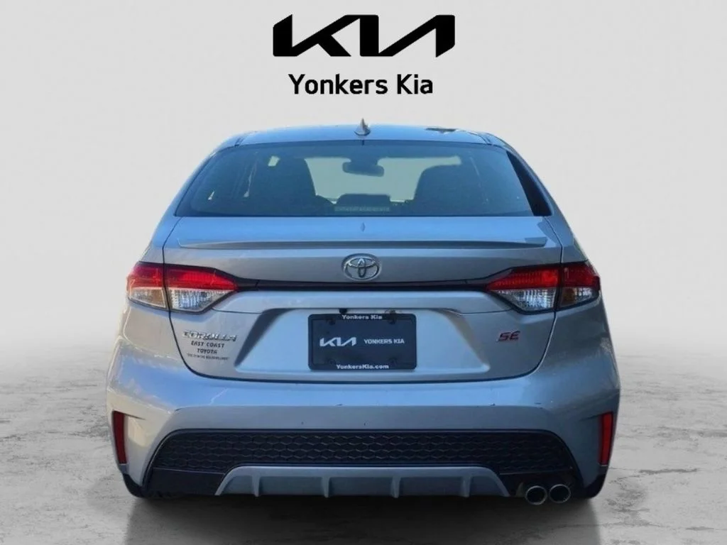 Used 2020 Silver Toyota SE image 7