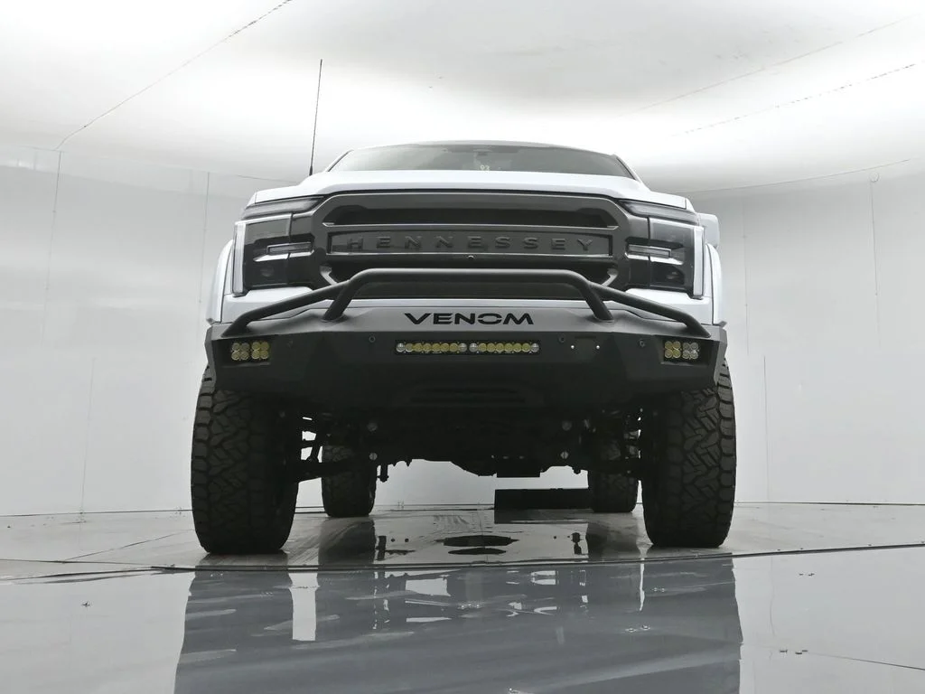 New 2025 White Ford Lariat image 48