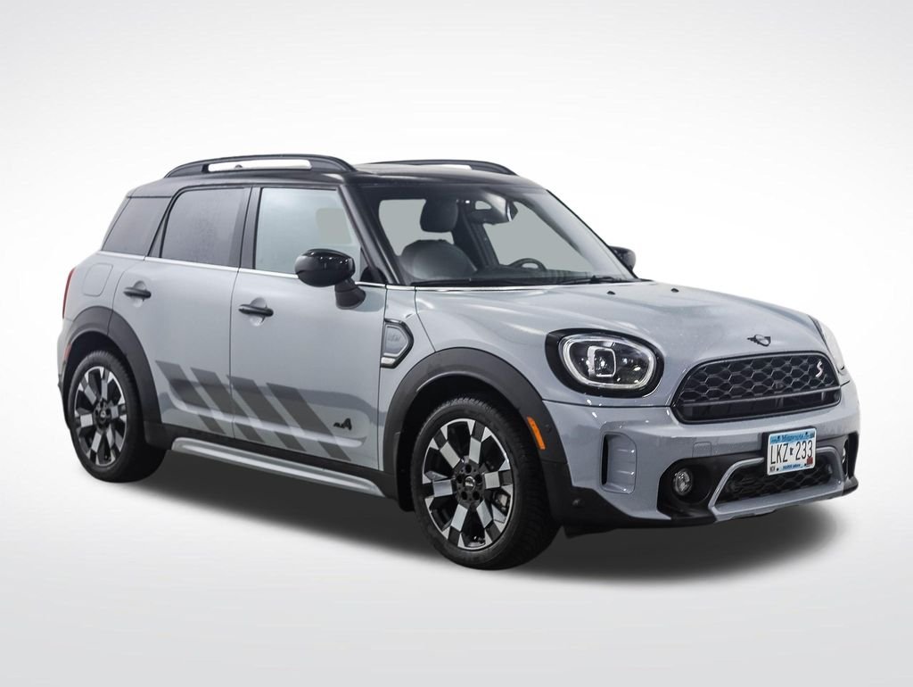 Used 2024 Grey MINI Iconic image 7