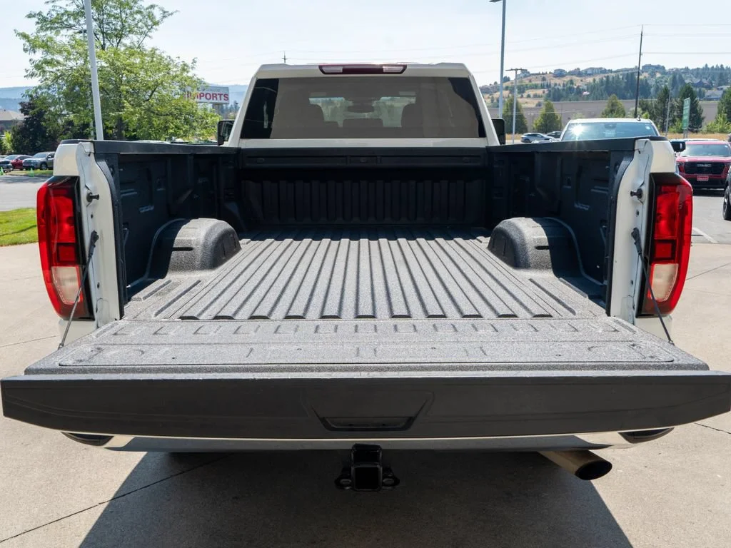Used 2024 Summit White GMC Pro image 28
