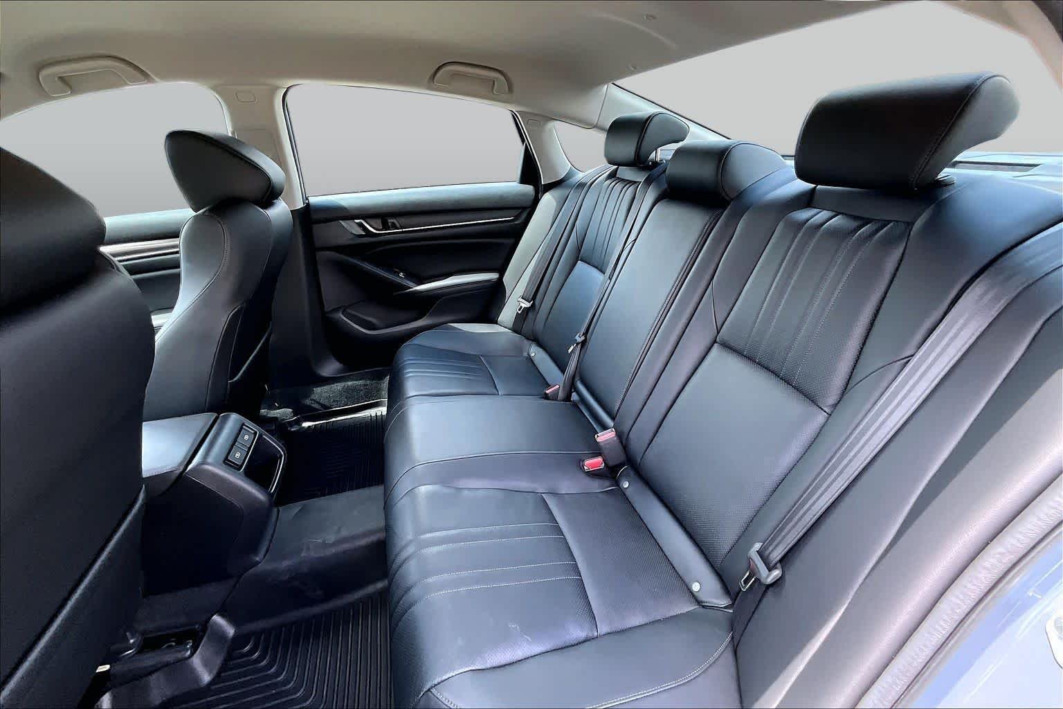 Used 2022 Sonic Gray Pearl Honda Sport SE image 18