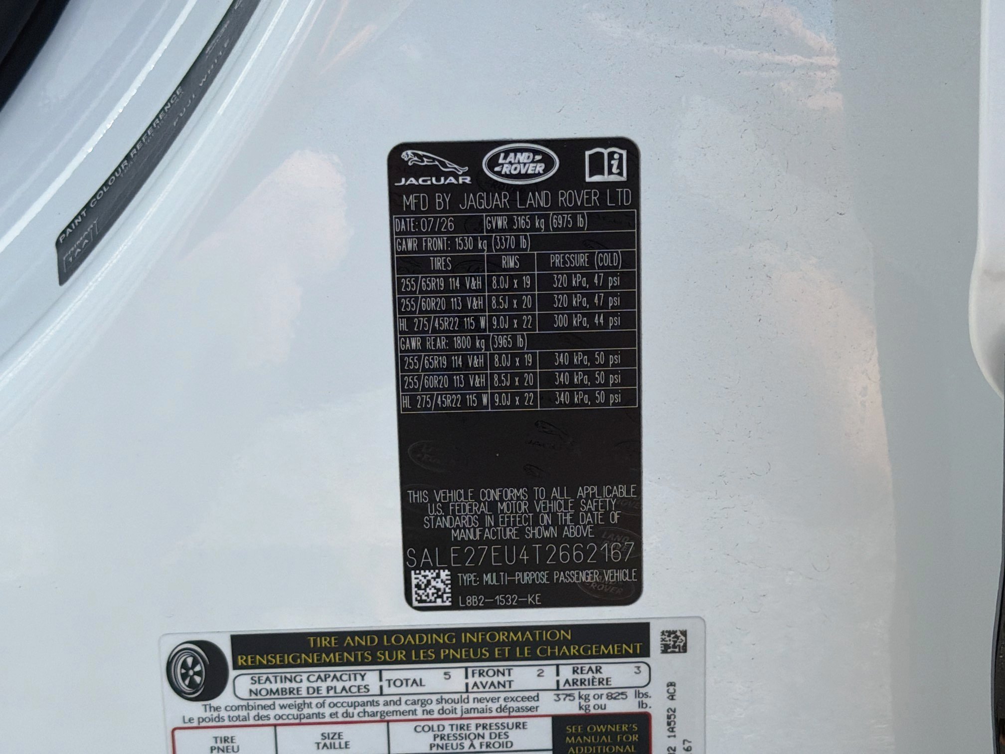 New 2026 Fuji White Land Rover X-Dynamic SE image 43