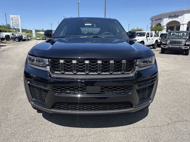 New 2026 Black Jeep Altitude image 2