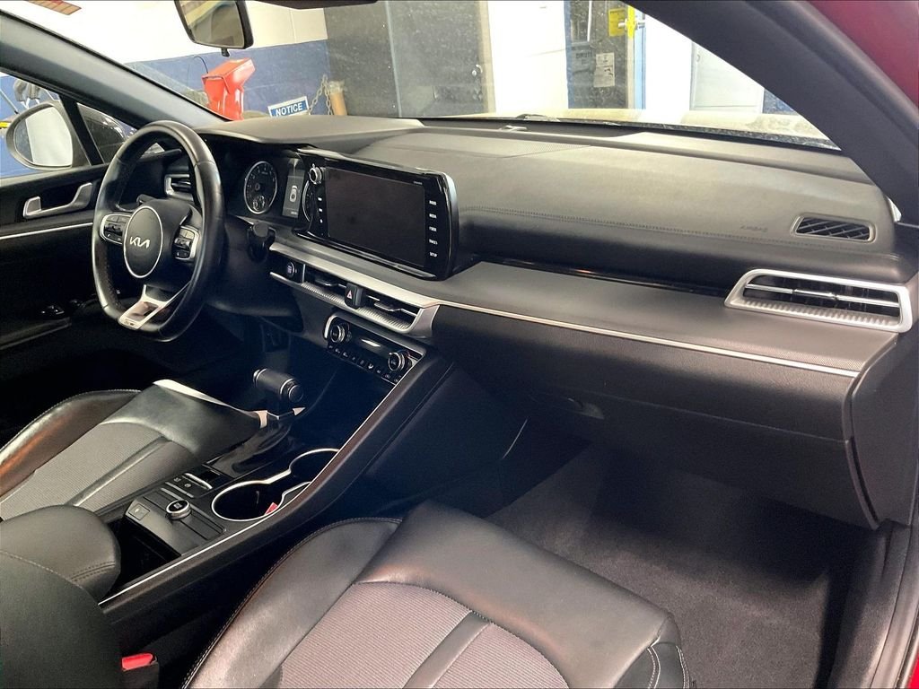 Used 2022 Red Kia GT-Line image 14