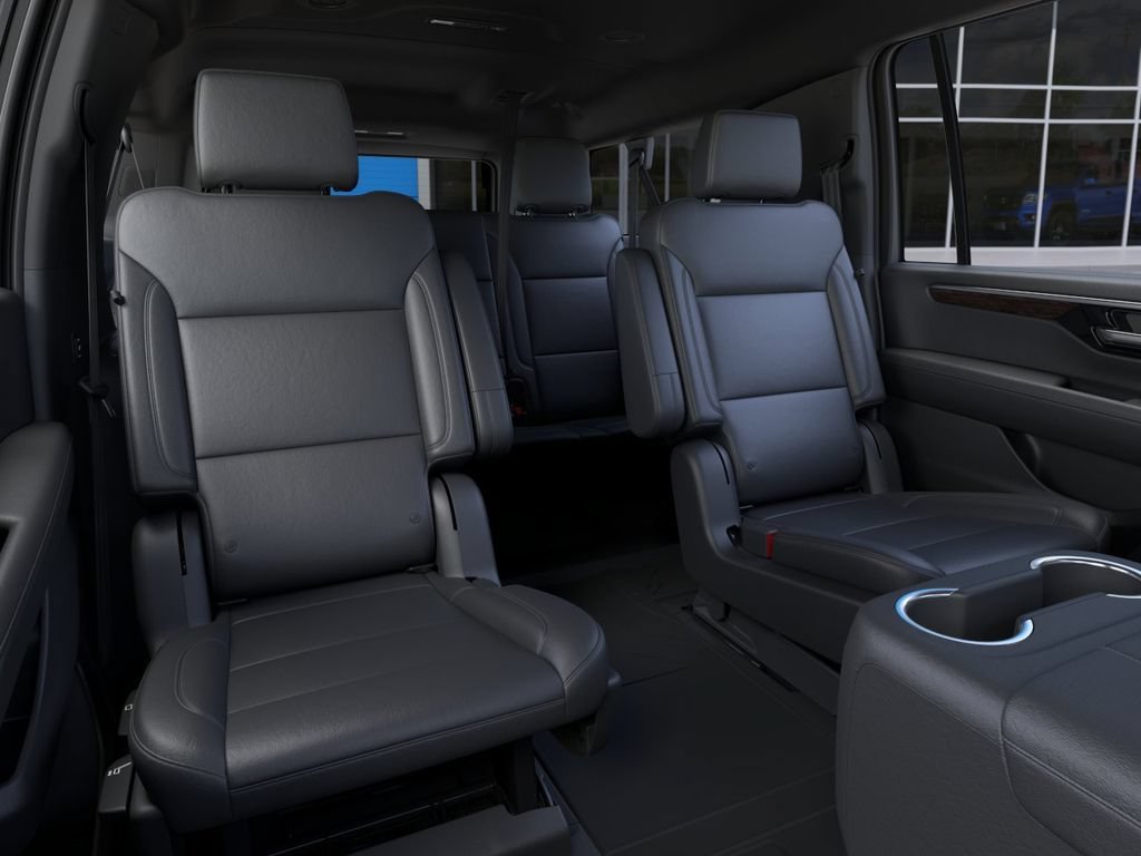 2026 Chevrolet Suburban LT - Photo 17