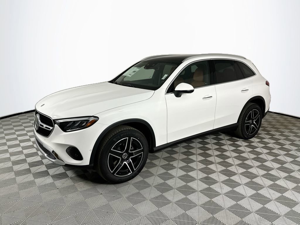 New 2026 Polar White Mercedes-Benz GLC 300 image 37