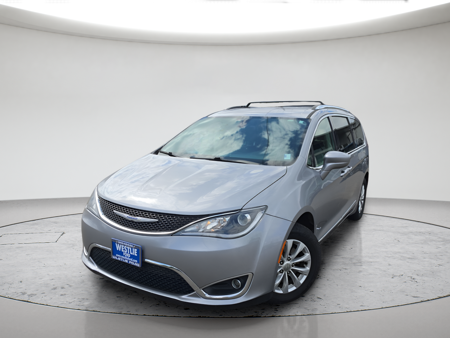 Used 2018 Chrysler Pacifica Touring L with VIN 2C4RC1BG6JR185886 for sale in Washougal, WA