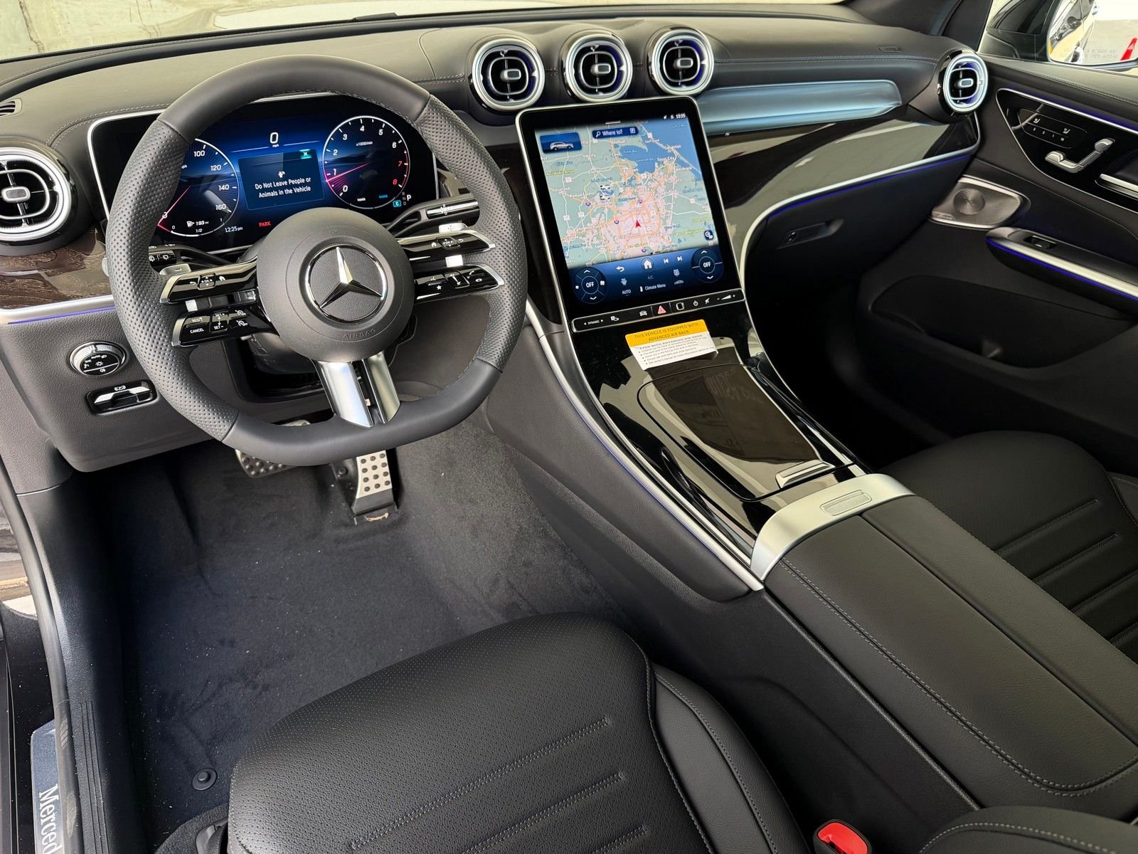 New 2026 Obsidian Black Metallic Mercedes-Benz GLC 300 image 7