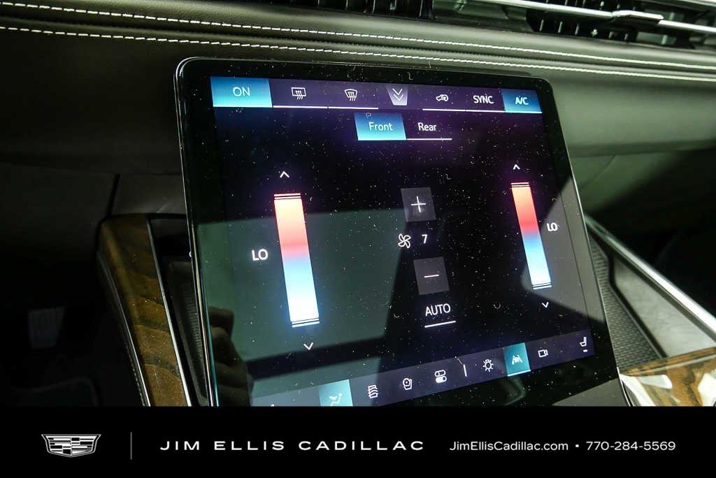 2026 Cadillac Escalade Platinum Sport - Photo 17