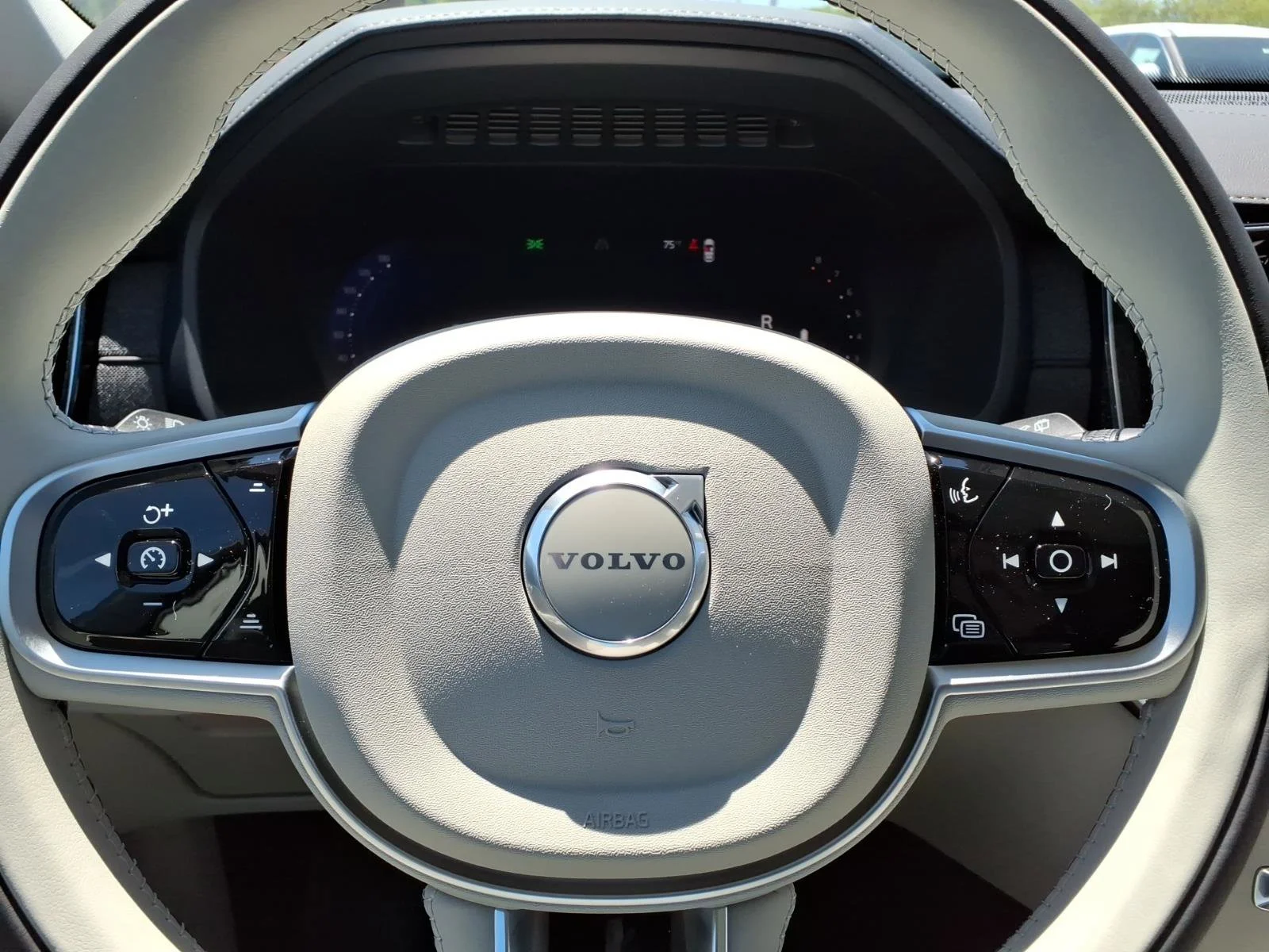 New 2026 Red Metallic Volvo Ultra Dark Theme image 11